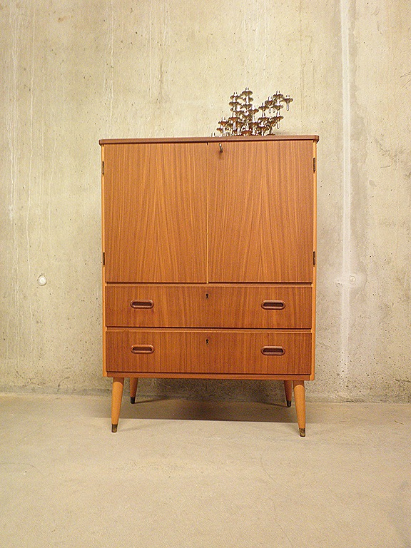 Uitwisseling bestellen Rustiek Vintage wandmeubel cabinet Deense stijl | Bestwelhip