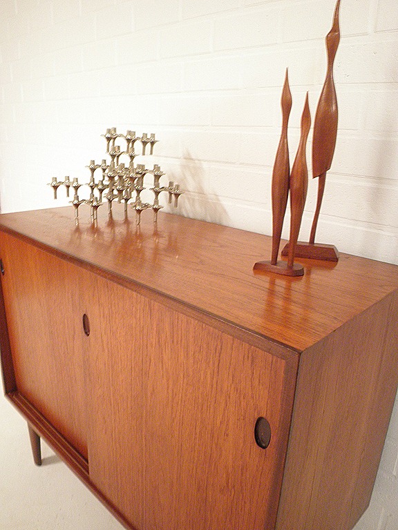 Marty Fielding krom Geletterdheid Vintage teak dressoir cabinet side board | Bestwelhip