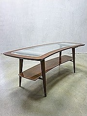 Mid century vintage design Cesare Lacca coffee table salontafel niervorm