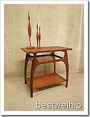 Vintage bijzettafel / side table Deense stijl