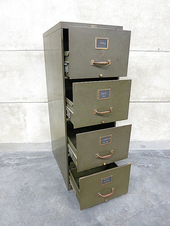Christendom Flitsend kaas Vintage archiefkast industrieel, Industrial vintage cabinet Bookcase Desk  file GF allsteel | Bestwelhip