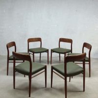 Moller Danish dining chairs, Moller eetkamerstoelen vintage Deens design