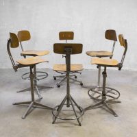 Friso Kramer Industrial bar stool, vintage bar krukken Friso Kramer industrieel
