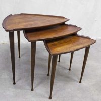 Poul Jensen vintage nesting tables, Deense bijzettafels miniset Poul Jensen