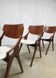 Deense vintage design eetkamer stoelen Hovmand Olsen