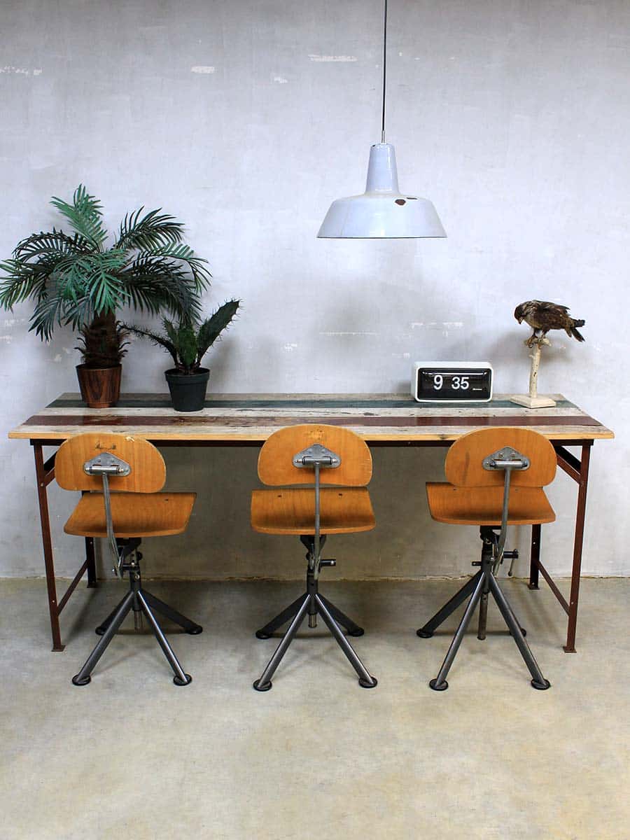 moe Eed pin Industriële tafel bureau sloophout, vintage sidetable table desk Industrial