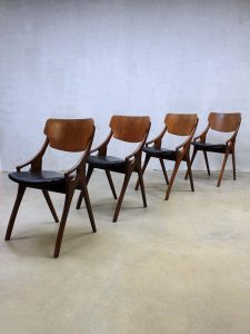 Vintage design eetkamer stoelen Hovmand Olsen