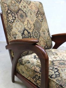 vintage teakhouten lounge fauteuil, vintage design armchair danish chair organic