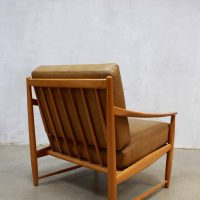 Danish vintage leather chair, deense leren lounge stoel fauteuil vintage retro