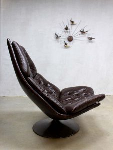 Mid century Artifort swivel chair F588, vintage Artifort draaifauteuil Geoffrey Harcourt