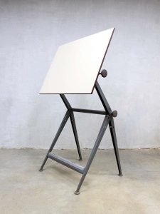 Friso Kramer Ahrend de Cirkel tekentafel drawing table Reply
