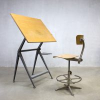 vintage Reply Friso Kramer tekentafel bureau industrieel Ahrend de Cirkel drawing table desk stool