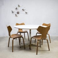 Danish mid century design table Fritz Hansen