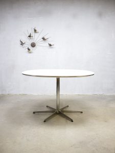Deens design Fritz Hansen tafel eetkamer tafel vergadertafel table