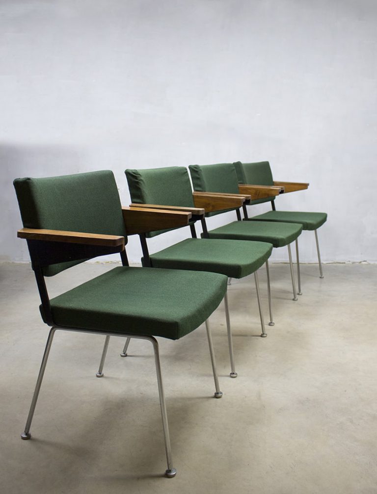 Vintage Gispen eetkamer stoelen André Cordemeyer office dinner chairs