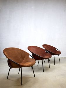 suède vintage kuipstoelen stoelen Lusch & Co balloon chairs