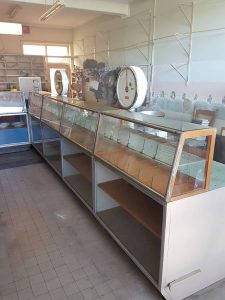 vintage industrial counter cabinet dressoir vitrine fifties
