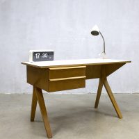 midcentury EB02 desk modern dutch design bureau Pastoe