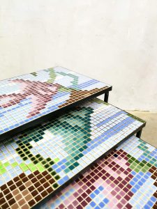 mozaiek vintage bijzettafeltjes nesting tables mimiset graphic print