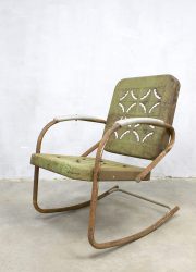 vintage American rocking chair outdoor industrial metalen schommelstoel industrieel