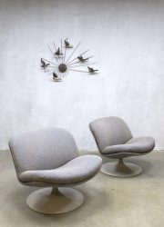 vintage Artifort swivel chair lounge chair Geoffrey Harcourt F504