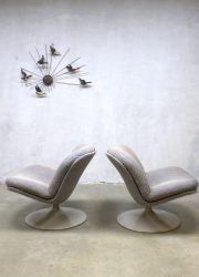 Vintage swivel lounge chairs Artifort F504 & coffee table Geoffrey Harcourt