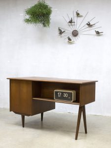 midcentury modern vintage design desk bureau teakhout Deens