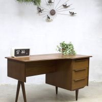 vintage deens bureau desk Danish design Tijsseling midcentury modern