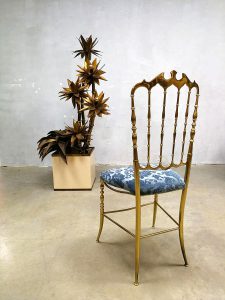 sixties seventies vintage design stoel eetkamerstoel gold Chiavari chair