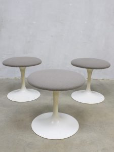 mid century stool Knoll Saarinen stools krukken kruk design