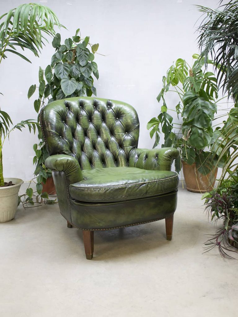 Vintage green Chesterfield lounge chair armchair fauteuil 'Botanic'