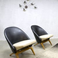 Vintage Congo style chairs Artifort Theo Ruth Dutch set design fauteuils