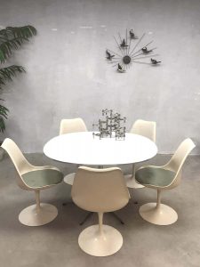 Midcentury modern Tulip dinner chairs Eero Saarinen Knoll