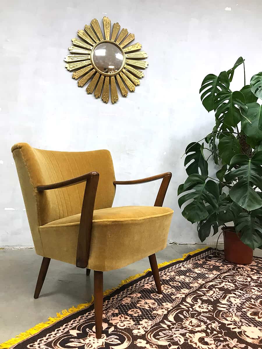Corroderen Sovjet Tactiel gevoel Vintage cocktail stoel chair gold velvet clubfauteuil oker velour |  Bestwelhip