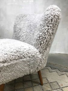 midcentury modern lounge chair fur cocktail stoel schapenvacht retro