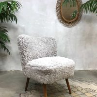 Vintage cocktail stoel schapenvacht cocktail chair 'Teddy'