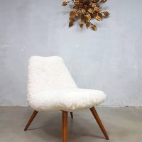Vintage club chair sheep fur Teddy lounge chair schapenvacht fauteuil