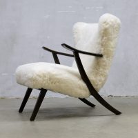 vintage design schapenvacht stoel Deense stijl fifties sixties faux fur