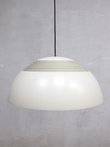 Mid Century vintage ceiling lamp Arne Jacobsen voor Louis Poulsen