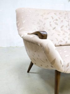 jaren 50 fifties bank sofa velours velvet Deense stijl Danish style