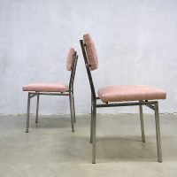 roze eetkamerstoelen stoel industrieel pink dinnerchairs dinner chair horeca