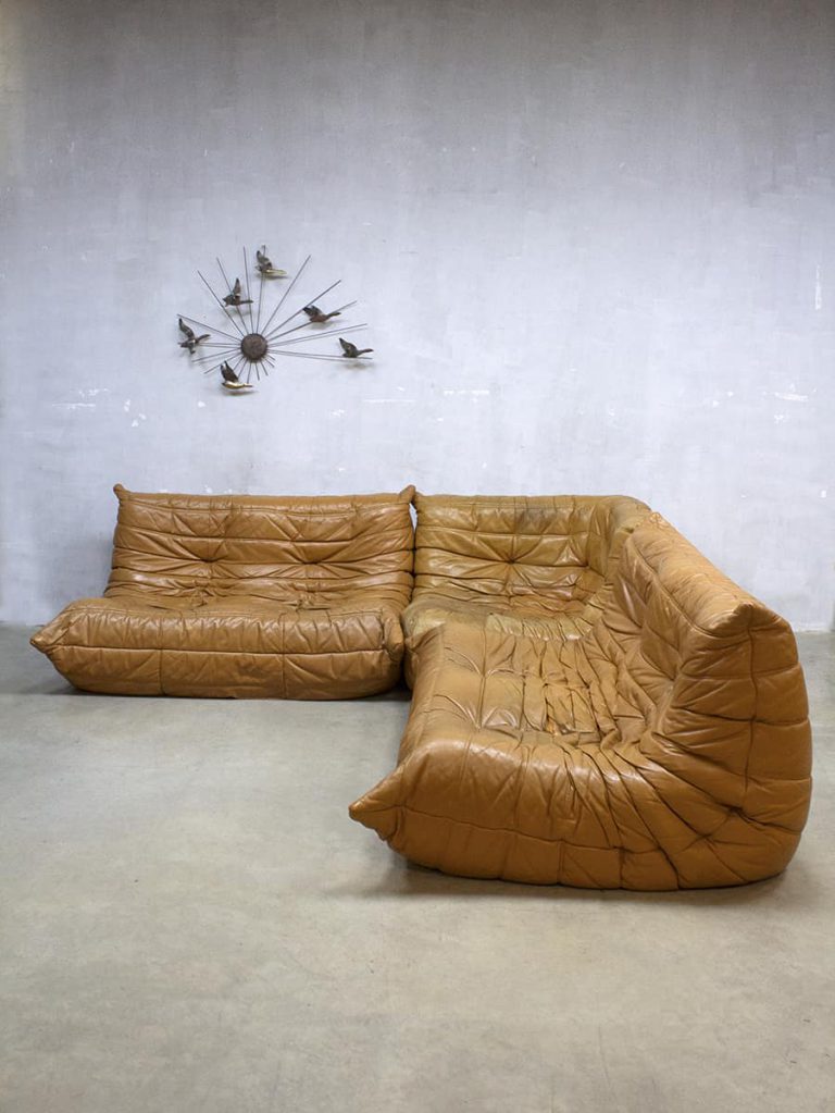 Midcentury vintage design camel leather lounge sofa Togo Ligne Roset