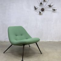 Midcentury Dutch vintage design lounge chair fauteuil Theo Ruth Artifort