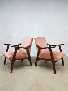 Vintage Danish design lounge fauteuils armchairs lounge chair pink velvet