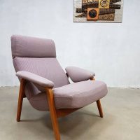 Vintage Dutch design lounge fauteuil Theo Ruth Artifort armchair