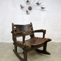 vintage rocking chair schommelstoel Ecuador style leather seating peru