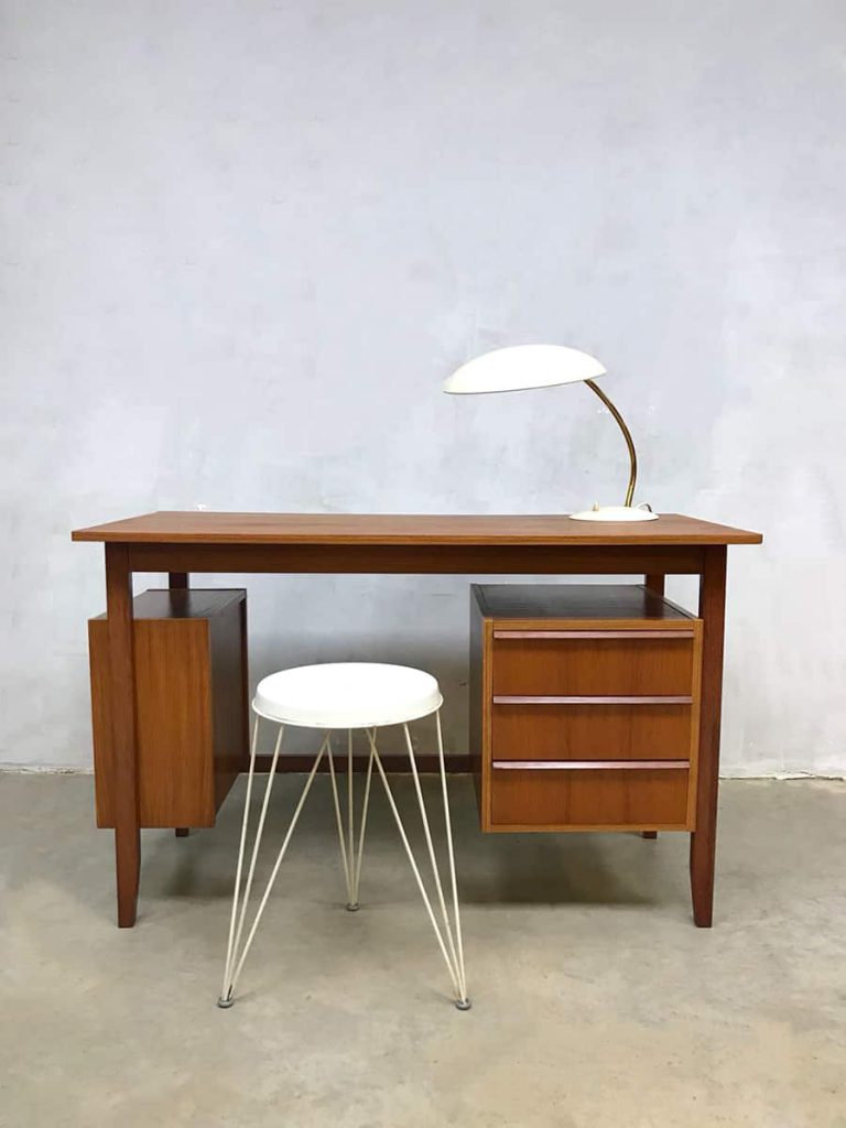 Midcentury modern vintage writing desk teak bureau Deense stijl