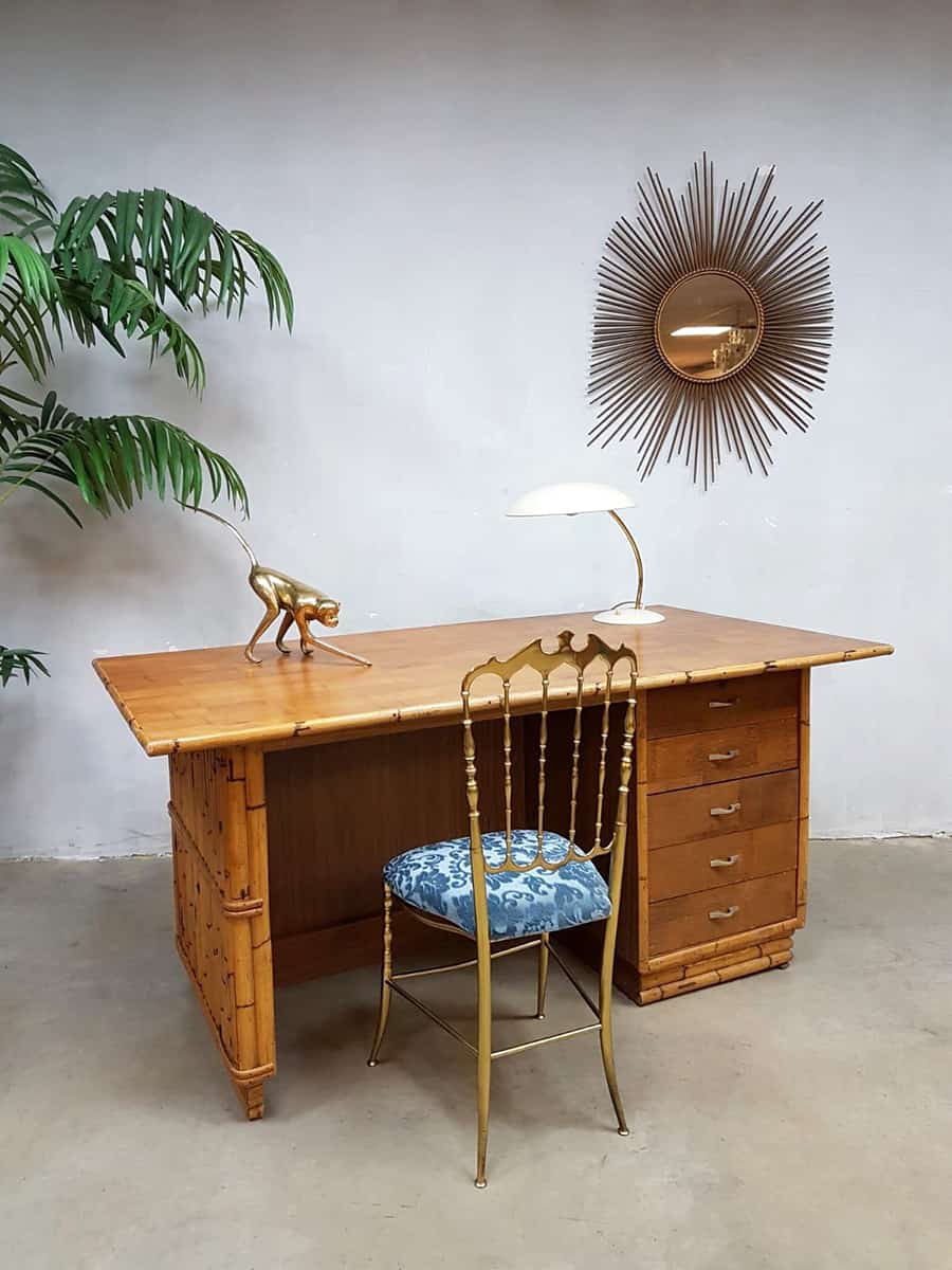rivier Prematuur Beringstraat Vintage bamboo office desk bamboe bureau Tiki style | Bestwelhip
