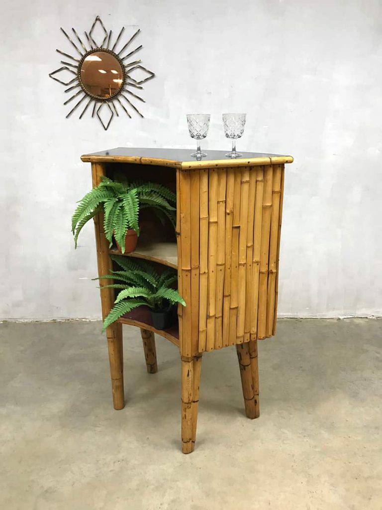 Vintage rattan bamboo Tiki cocktail bar bamboe rotan ‘Bohemian style