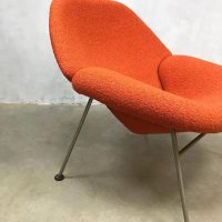 Vintage design lounge chair F555 Pierre Paulin Artifort